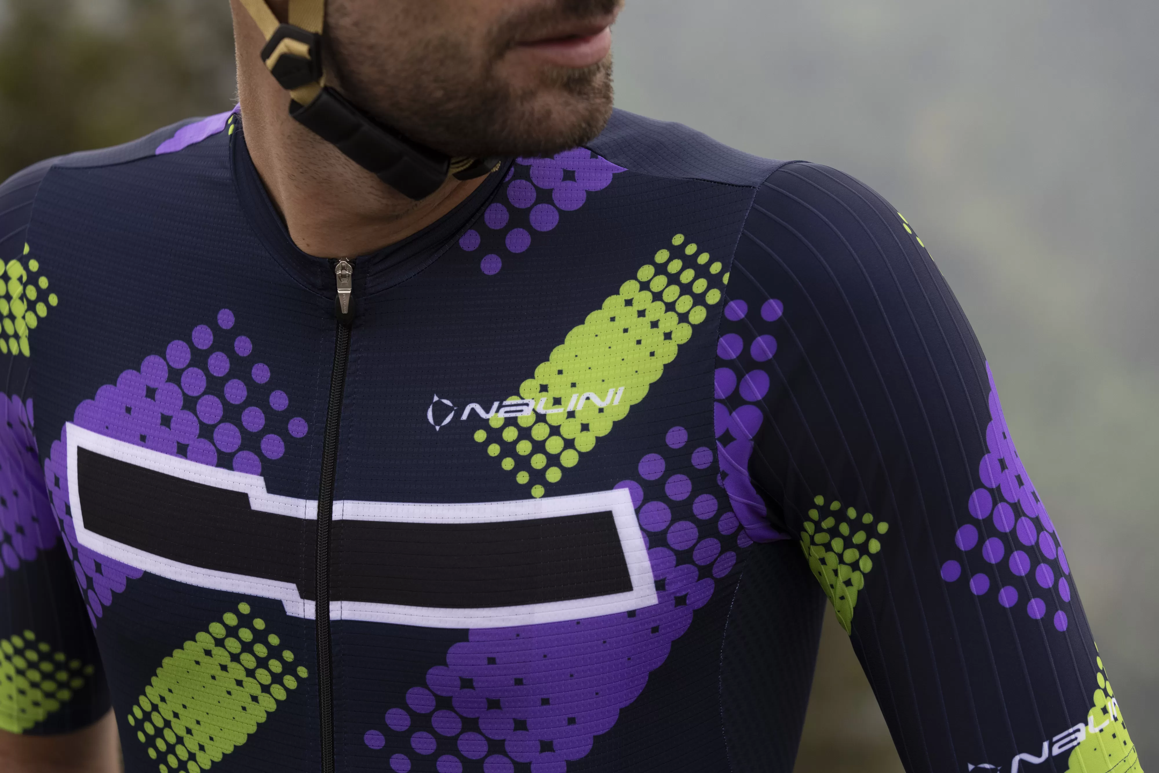 Maglie da ciclismo in tessuto riciclato