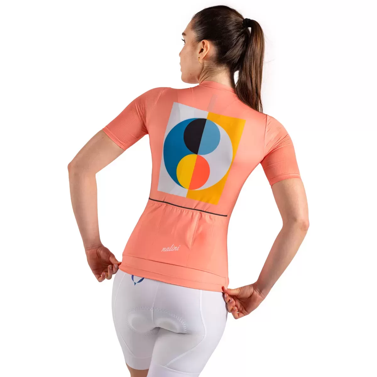 Maglie da ciclismo donna estive: modelli e colori di tendenza