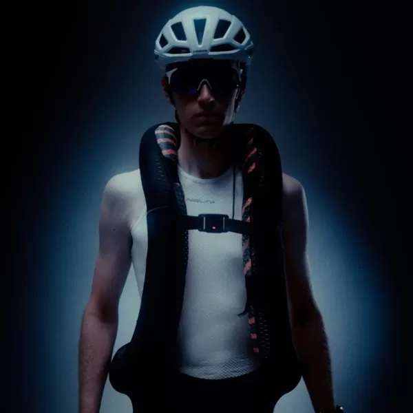 Primato assoluto per Nalini che lancia il pantaloncino con airbag integrato